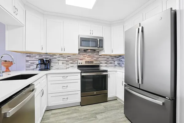 $239,900 | 9501 Shore Drive, Unit A303, Myrtle Beach, SC 29572