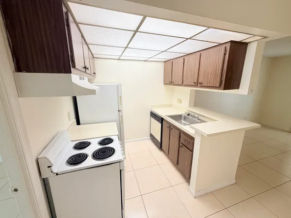 $1,500 | 1500 North Congress Avenue, Unit A113, West Palm Beach, FL 33401