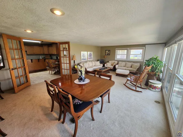 $569,000 | 20 Lakeshore Drive, Emporia, KS 66801
