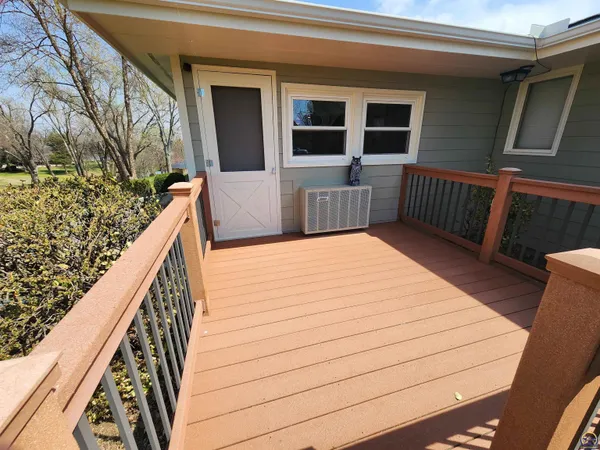 $569,000 | 20 Lakeshore Drive, Emporia, KS 66801