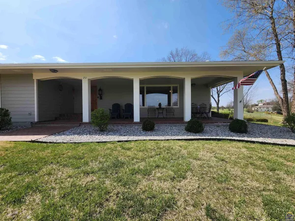 $569,000 | 20 Lakeshore Drive, Emporia, KS 66801