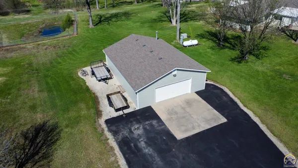 $569,000 | 20 Lakeshore Drive, Emporia, KS 66801