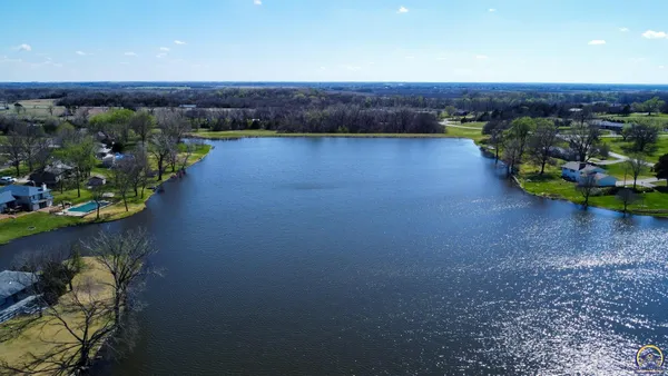 $569,000 | 20 Lakeshore Drive, Emporia, KS 66801