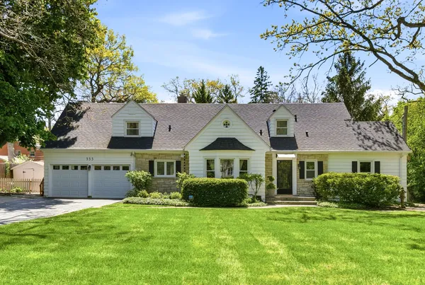 $1,349,000 | 355 Oakdale Avenue, Lake Forest, IL 60045