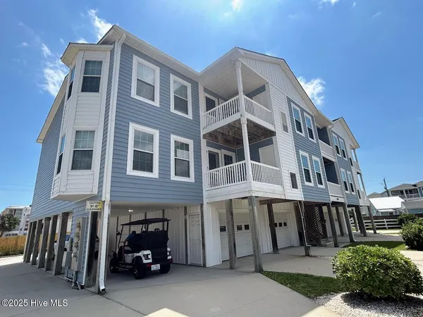 $482,500 | 1701 Bowfin Lane, Unit A, Carolina Beach, NC 28428