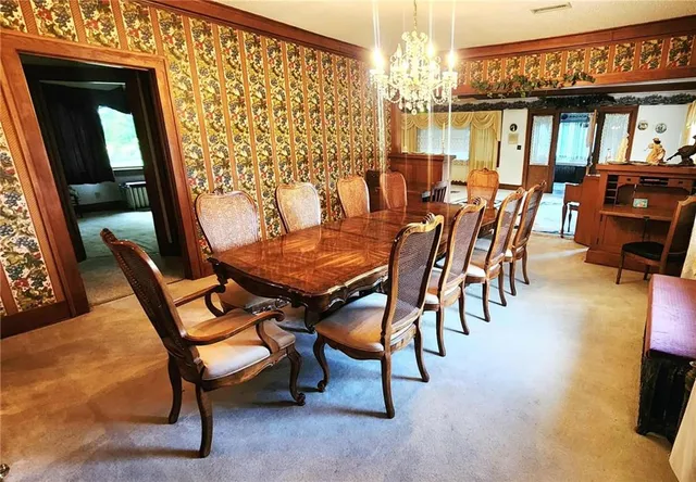 $685,000 | 173 North 7th Highway, Girard, KS 66743