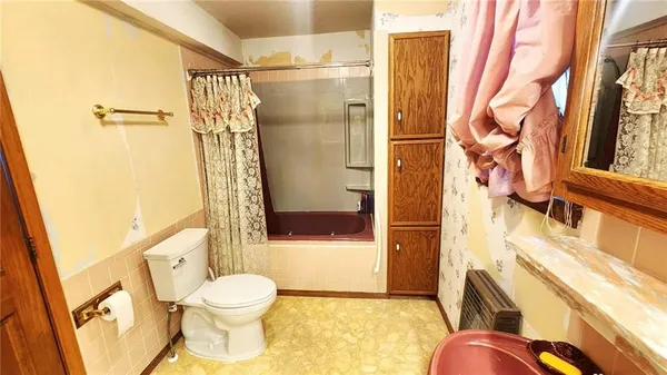 $685,000 | 173 North 7th Highway, Girard, KS 66743