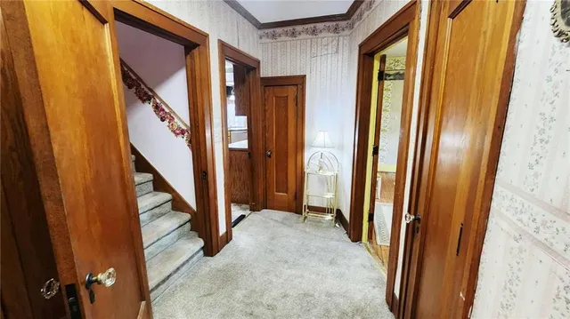 $685,000 | 173 North 7th Highway, Girard, KS 66743