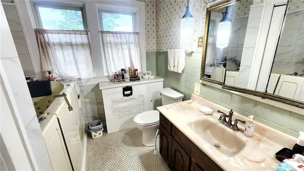 $685,000 | 173 North 7th Highway, Girard, KS 66743