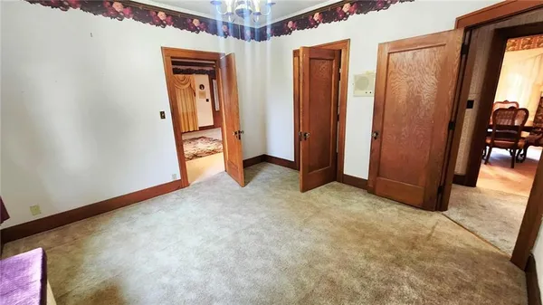 $685,000 | 173 North 7th Highway, Girard, KS 66743