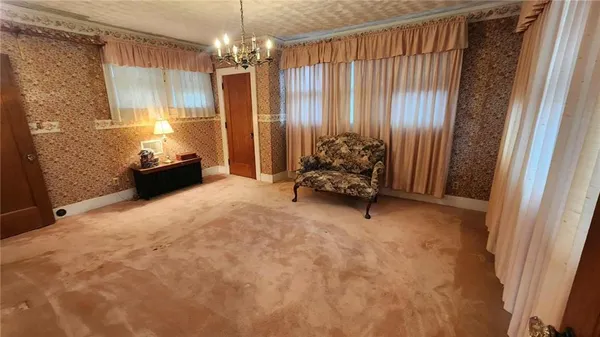$685,000 | 173 North 7th Highway, Girard, KS 66743