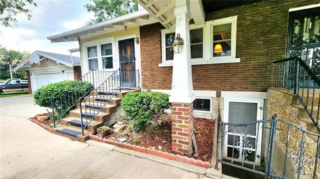 $685,000 | 173 North 7th Highway, Girard, KS 66743