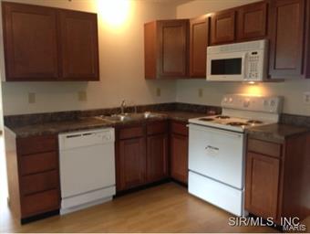 111 West 2nd Street Roxana, IL 62084 - Photo 2 of 10