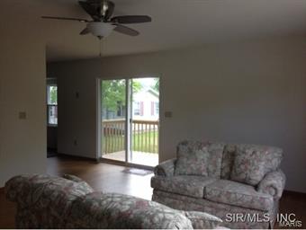 111 West 2nd Street Roxana, IL 62084 - Photo 5 of 10