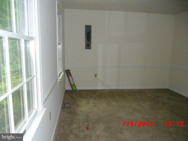 10472 Fish Hatchery Road Chestertown, MD 21620 - Photo 6 of 13 Living Room