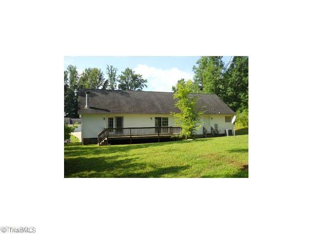 12 Cardinal Creek Road Thomasville, NC 27360 - Photo 2 of 16 Exterior Back.