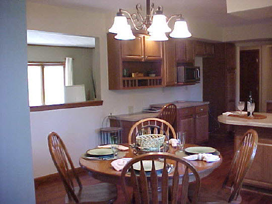 231 Cork Road Rockton, IL 61072 - Photo 4 of 10 Gallery Image 4