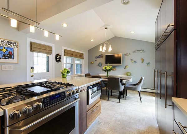 278 Court Road Winthrop, MA 02152 - Photo 8 of 29