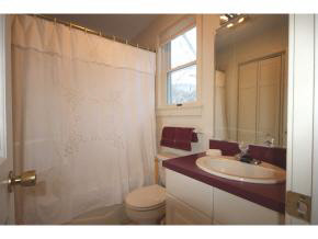 231 E Vermont Rte 100, Unit E West Dover, VT 05356 - Photo 14 of 17 Gallery Image 14