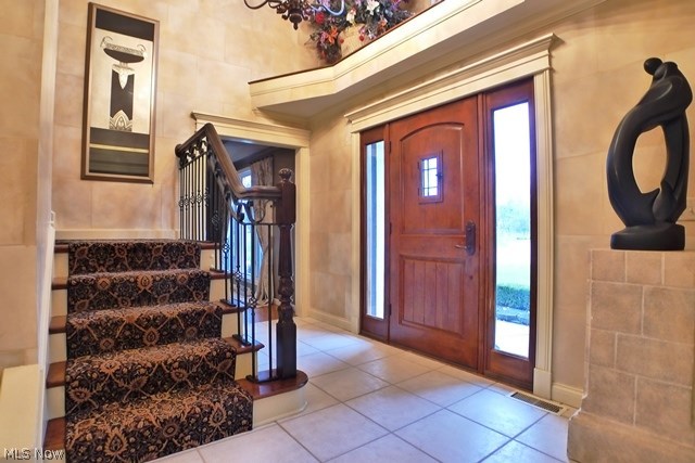 6284 North Applecross Road Highland Heights, OH 44143 - Photo 2 of 25