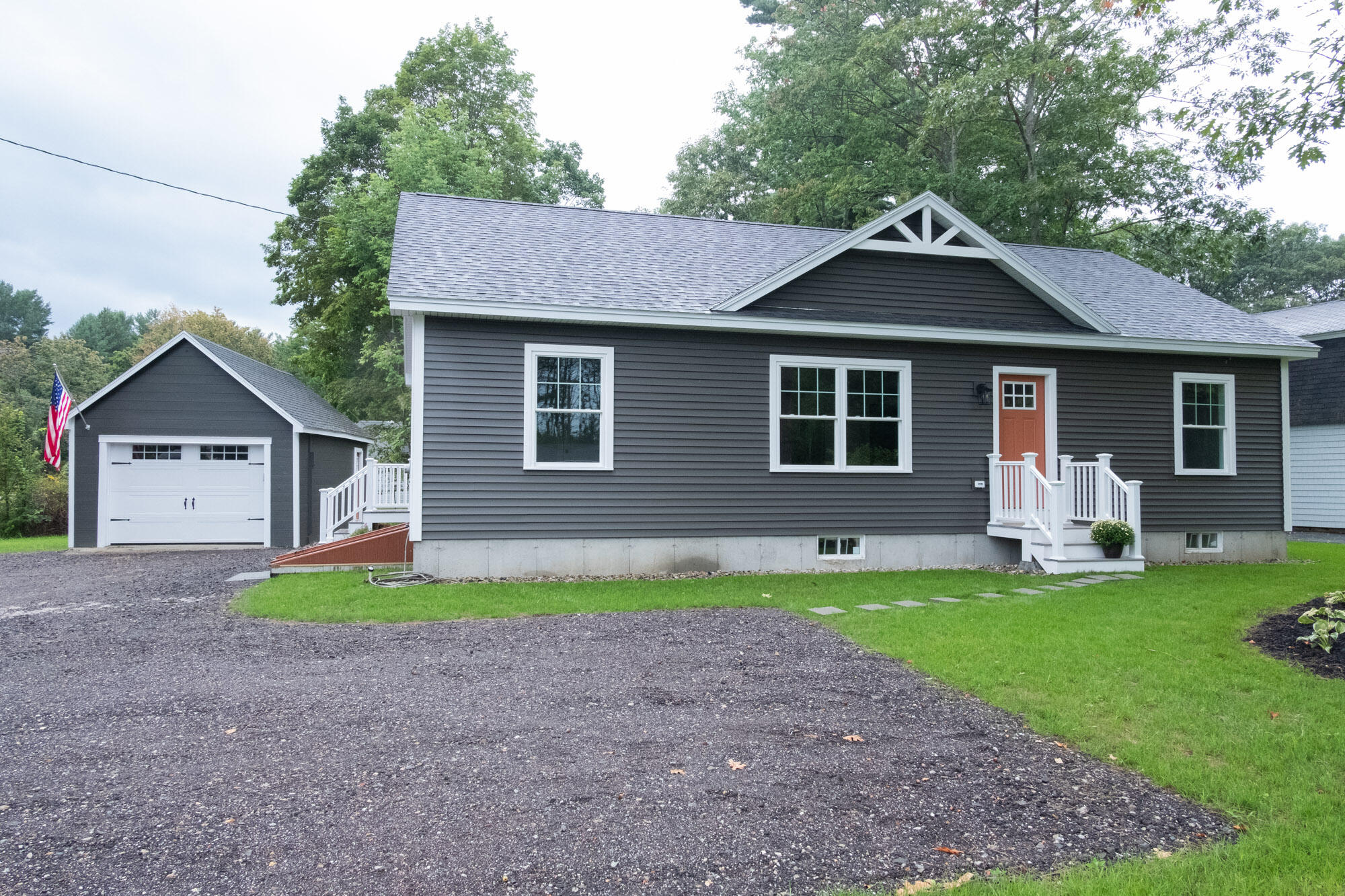 135 Shaker Road Gray, ME 04039 - Photo 1 of 24 Front street view