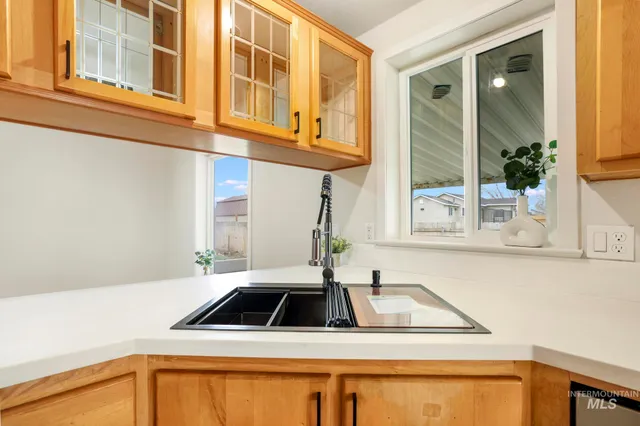 $305,000 | 20062 Highway 30, Buhl, ID 83316