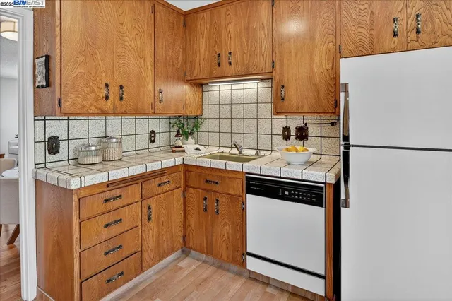 $799,000 | 2027 Pacific Avenue, San Leandro, CA 94577