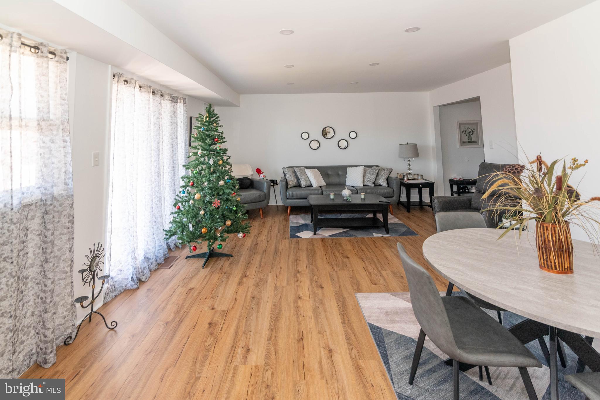 6427 Walther Avenue, Unit D Baltimore, MD 21206 - Photo 3 of 17