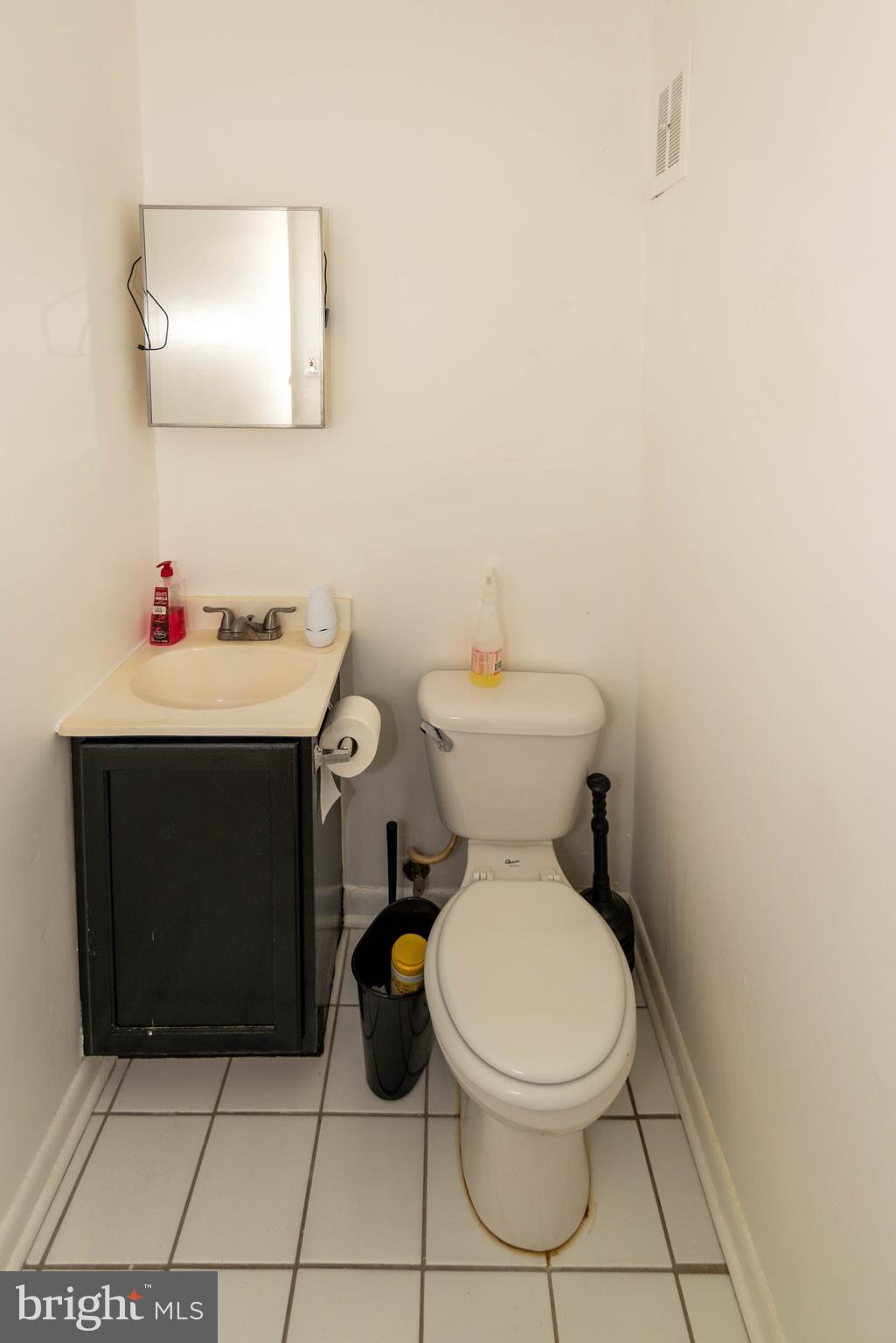 6427 Walther Avenue, Unit D Baltimore, MD 21206 - Photo 7 of 17