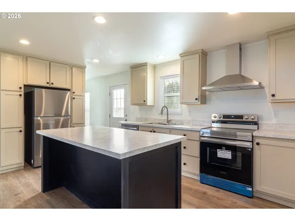 $599,000 | 34167 Feedville Road, Stanfield, OR 97875