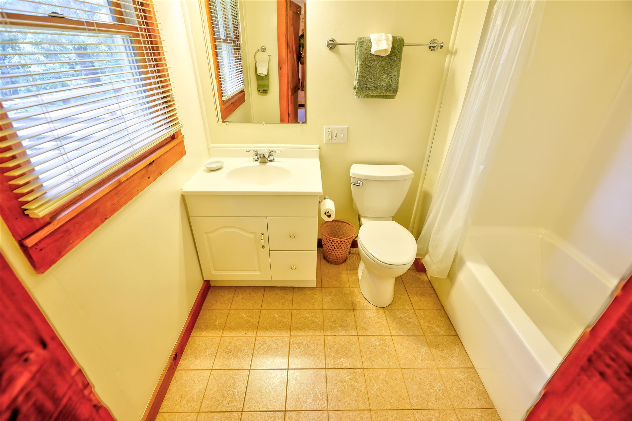 3674 Mountain Road Stowe, VT 05672 - Photo 14 of 28 Gallery Image 14
