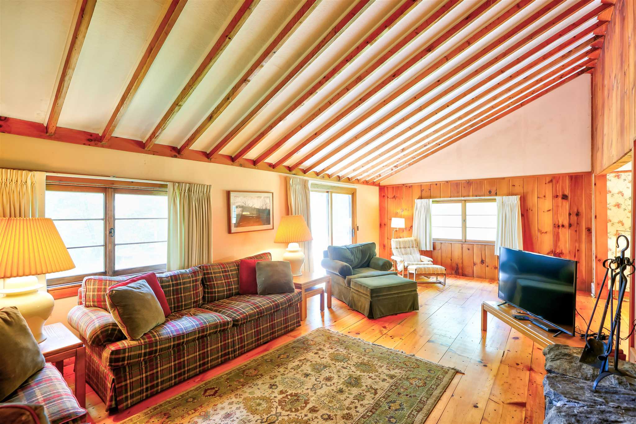 3674 Mountain Road Stowe, VT 05672 - Photo 6 of 28 Gallery Image 6
