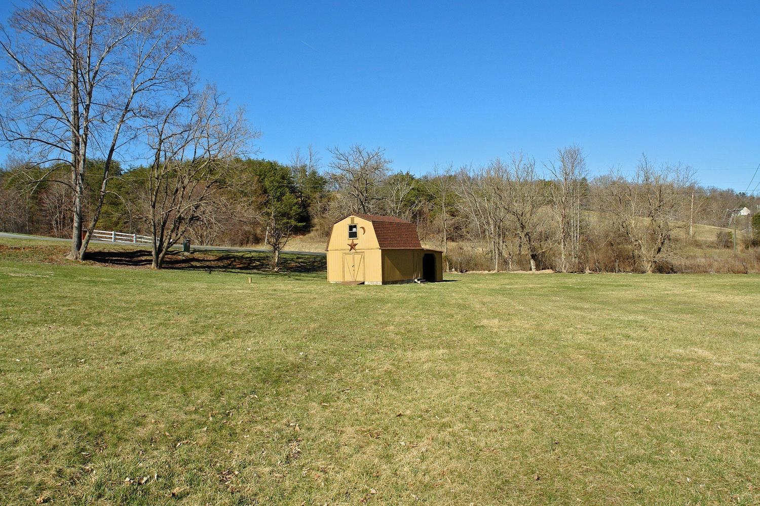 3910 Turner Branch Road Hardy, VA 24101 - Photo 40 of 45 40