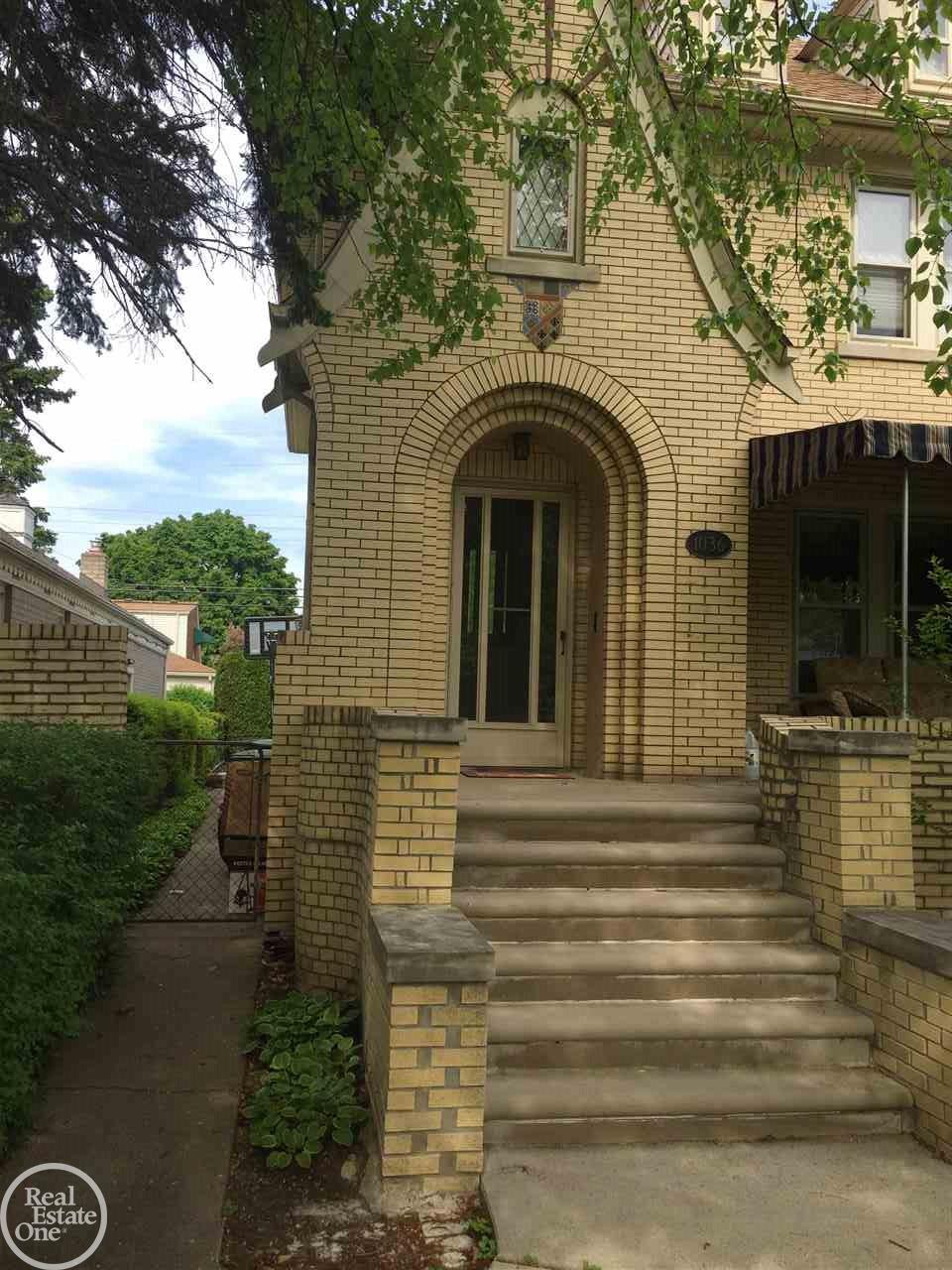 1036 Nottingham Road Grosse Pointe Park, MI 48230 - Photo 7 of 60