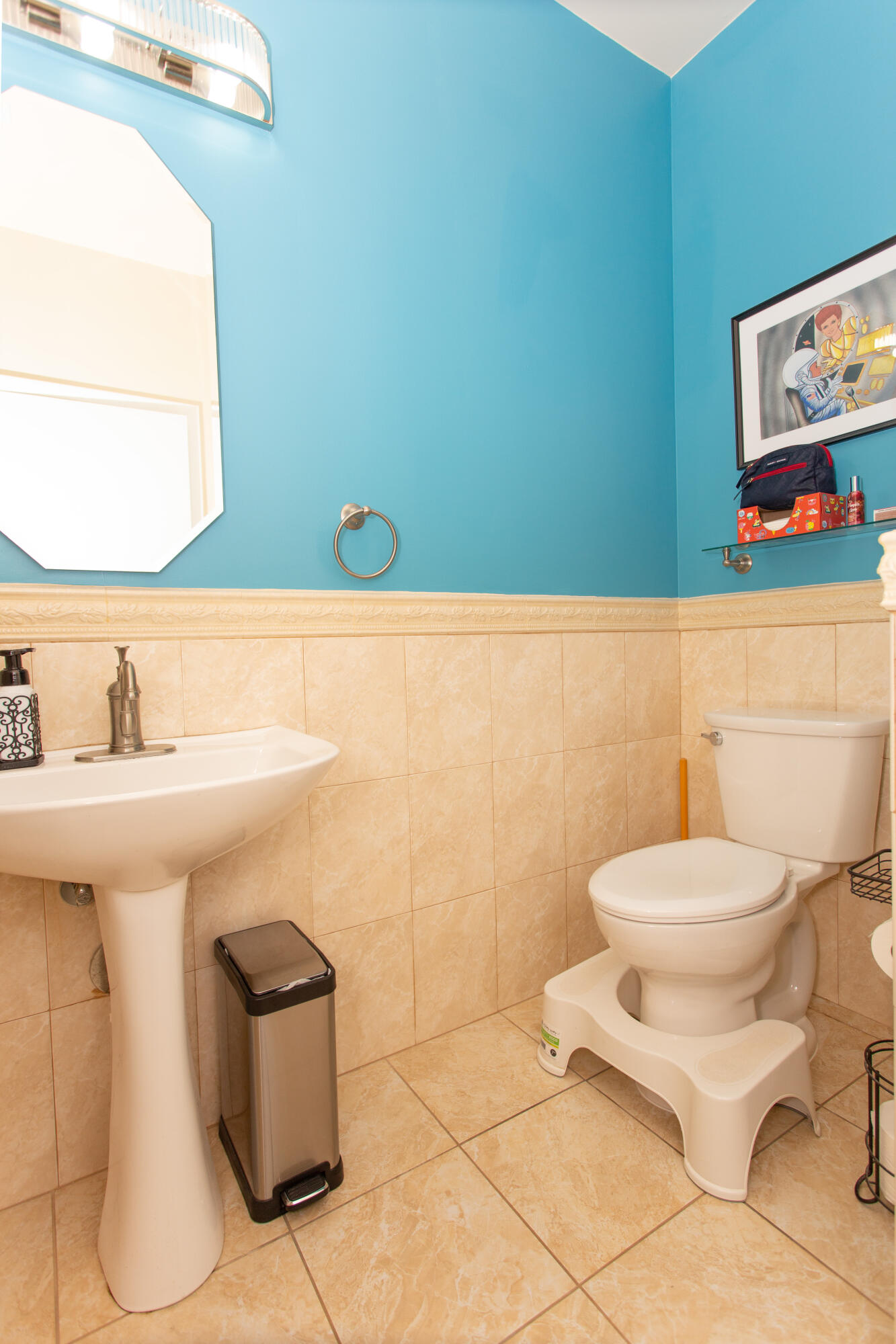 10060 Country Brook Road Boca Raton, FL 33428 - Photo 18 of 22 Powder Room
