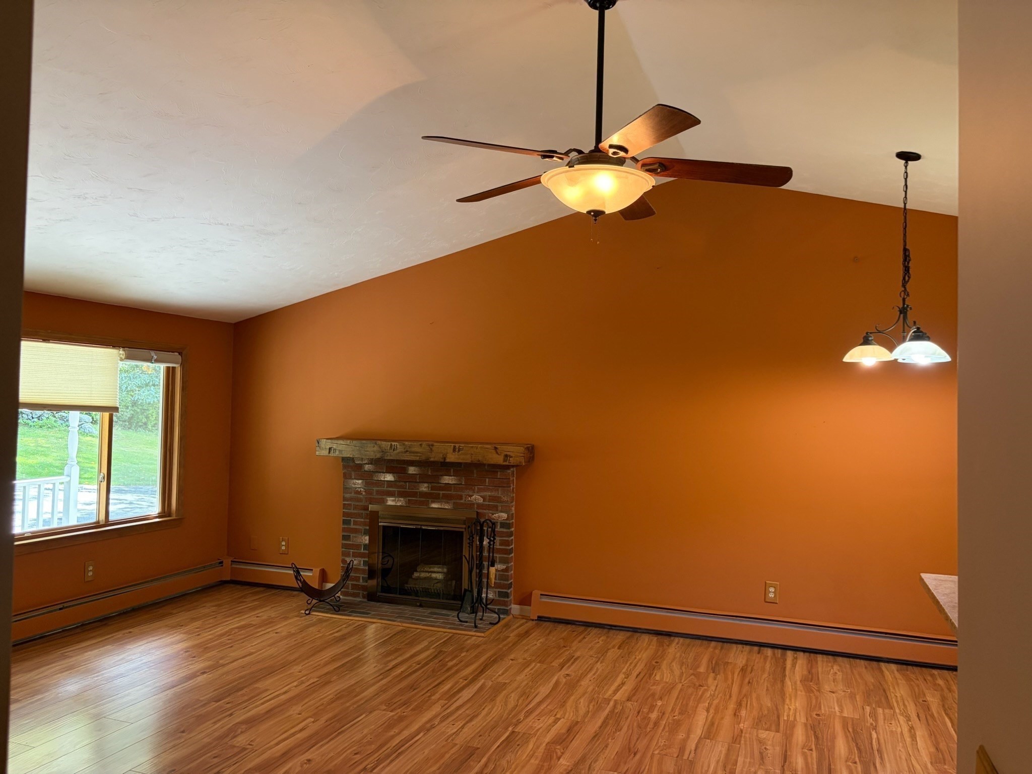 82 George Allen Road West Brookfield, MA 01585 - Photo 4 of 32 Gallery Image 4