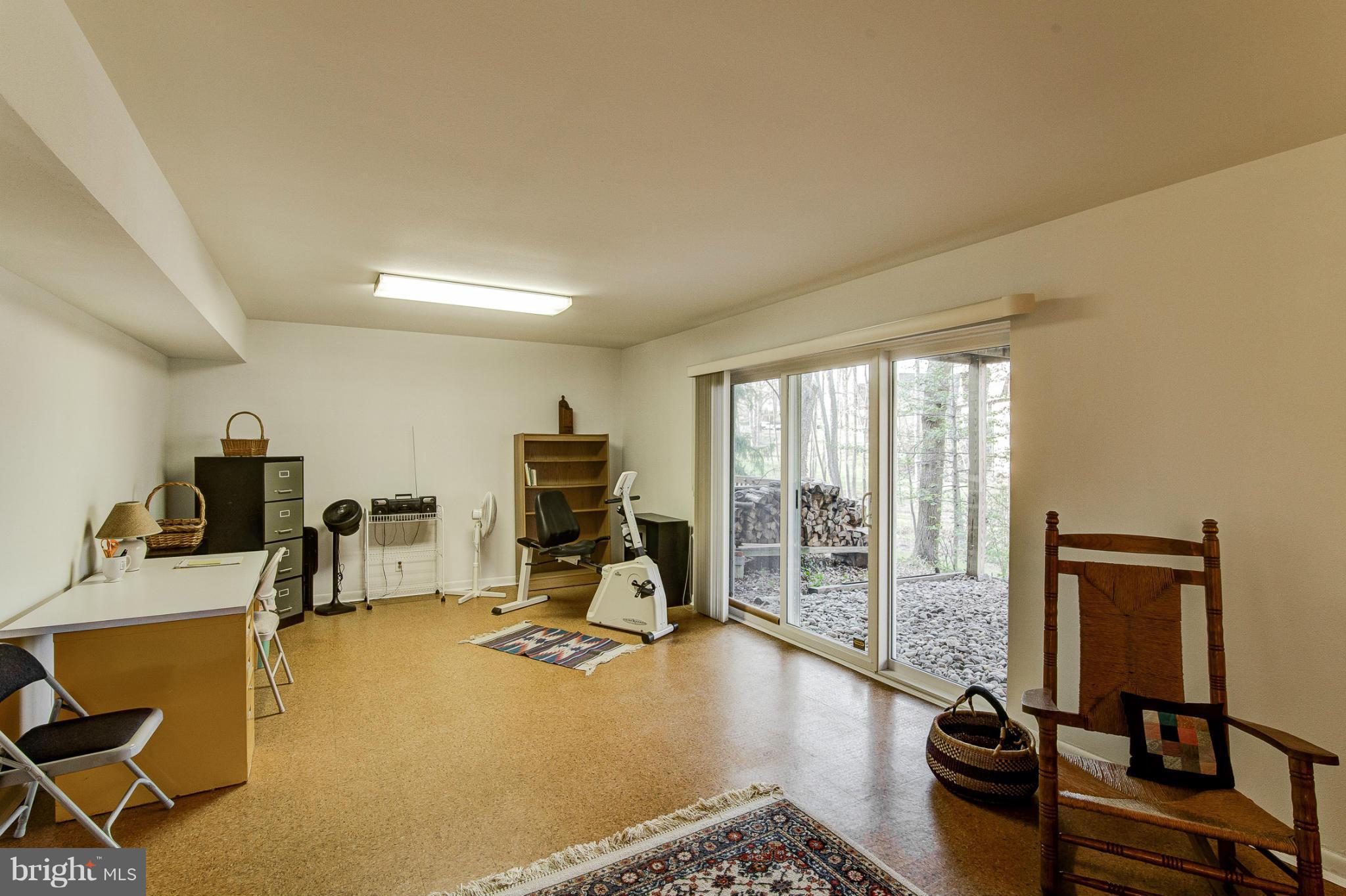 1660 Wainwright Drive Reston, VA 20190 - Photo 21 of 24 Family Room