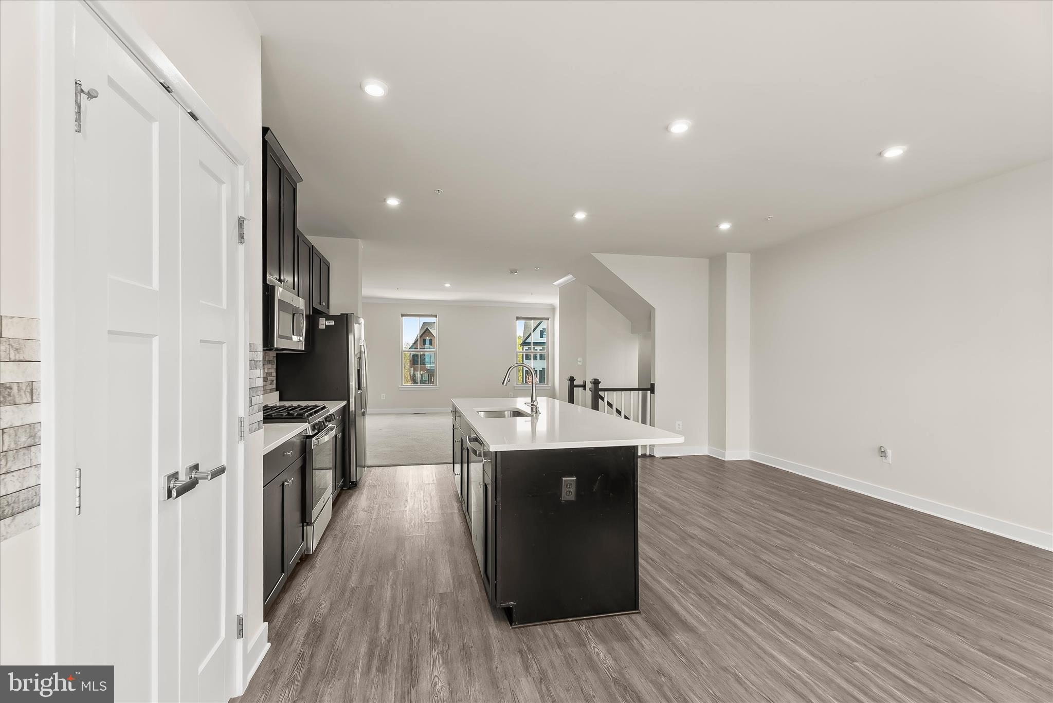 6072 Fallfish Court New Market, MD 21774 - Photo 23 of 78 Luxury Vinyl Plank Flooring