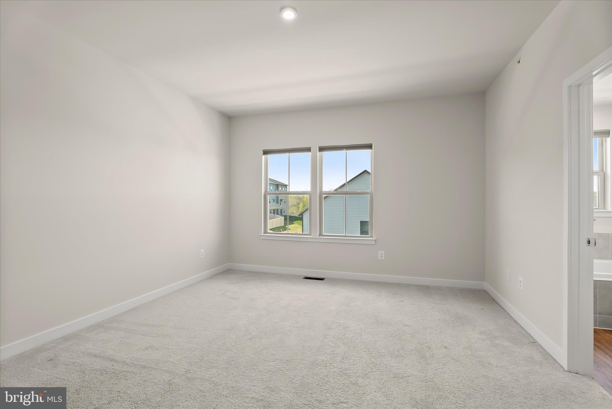 6072 Fallfish Court New Market, MD 21774 - Photo 29 of 78 Primary Bedroom - En-Suite Full Bath - WIC