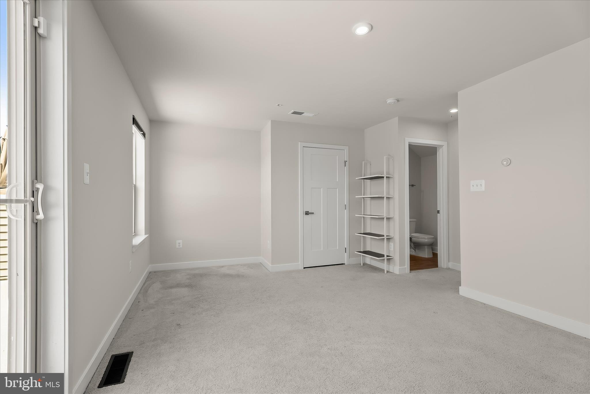 6072 Fallfish Court New Market, MD 21774 - Photo 45 of 78 Top Floor En-Suite Bedroom 5 - Rooftop Deck