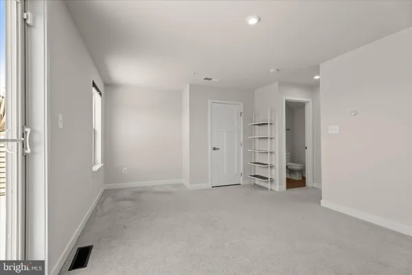 $600,000 | 6072 Fallfish Court, New Market, MD 21774