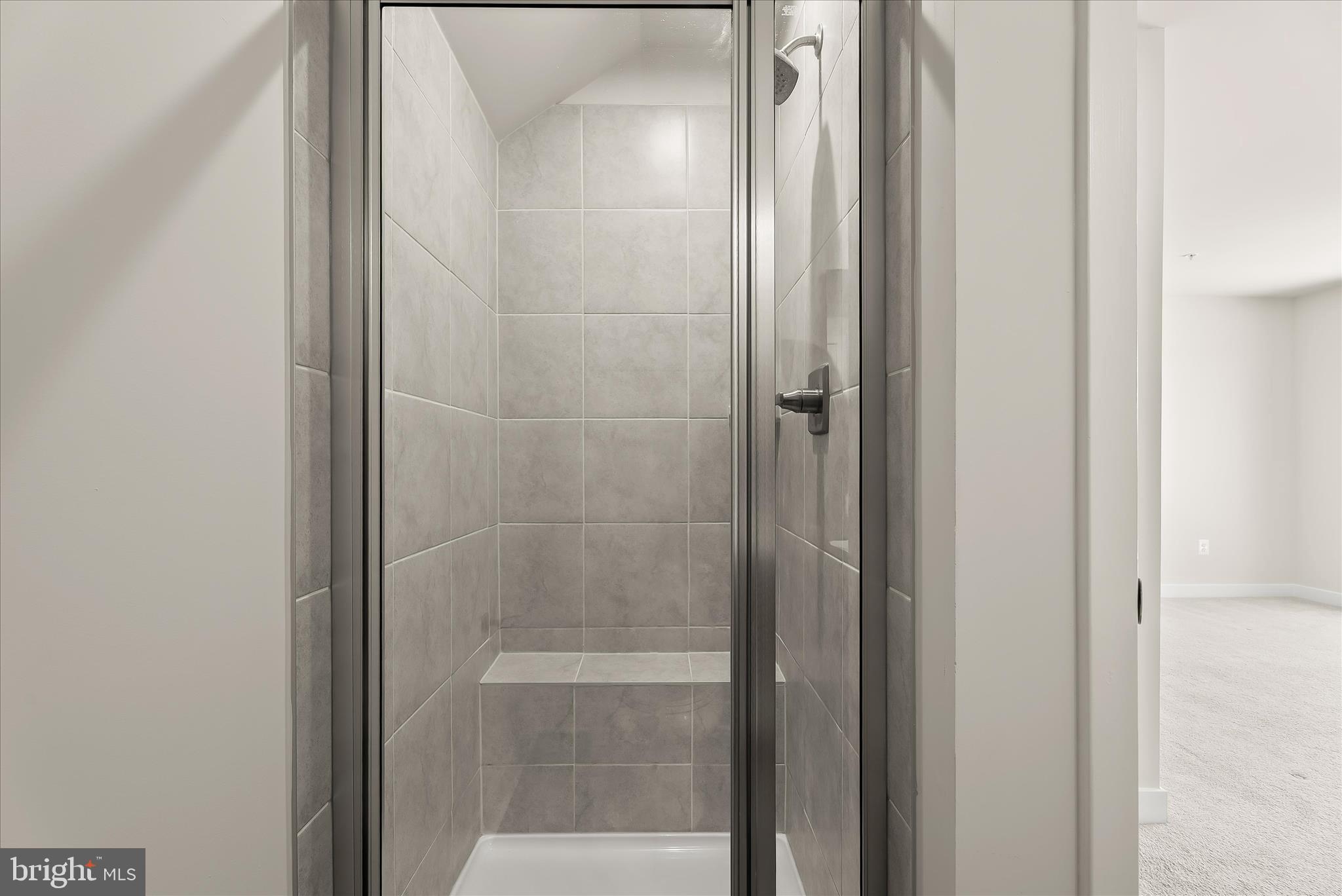 6072 Fallfish Court New Market, MD 21774 - Photo 48 of 78 En-Suite Full Bath