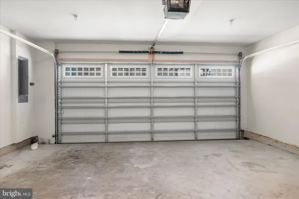 $600,000 | 6072 Fallfish Court, New Market, MD 21774