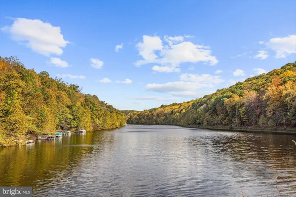 $600,000 | 6072 Fallfish Court, New Market, MD 21774