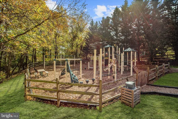 $600,000 | 6072 Fallfish Court, New Market, MD 21774