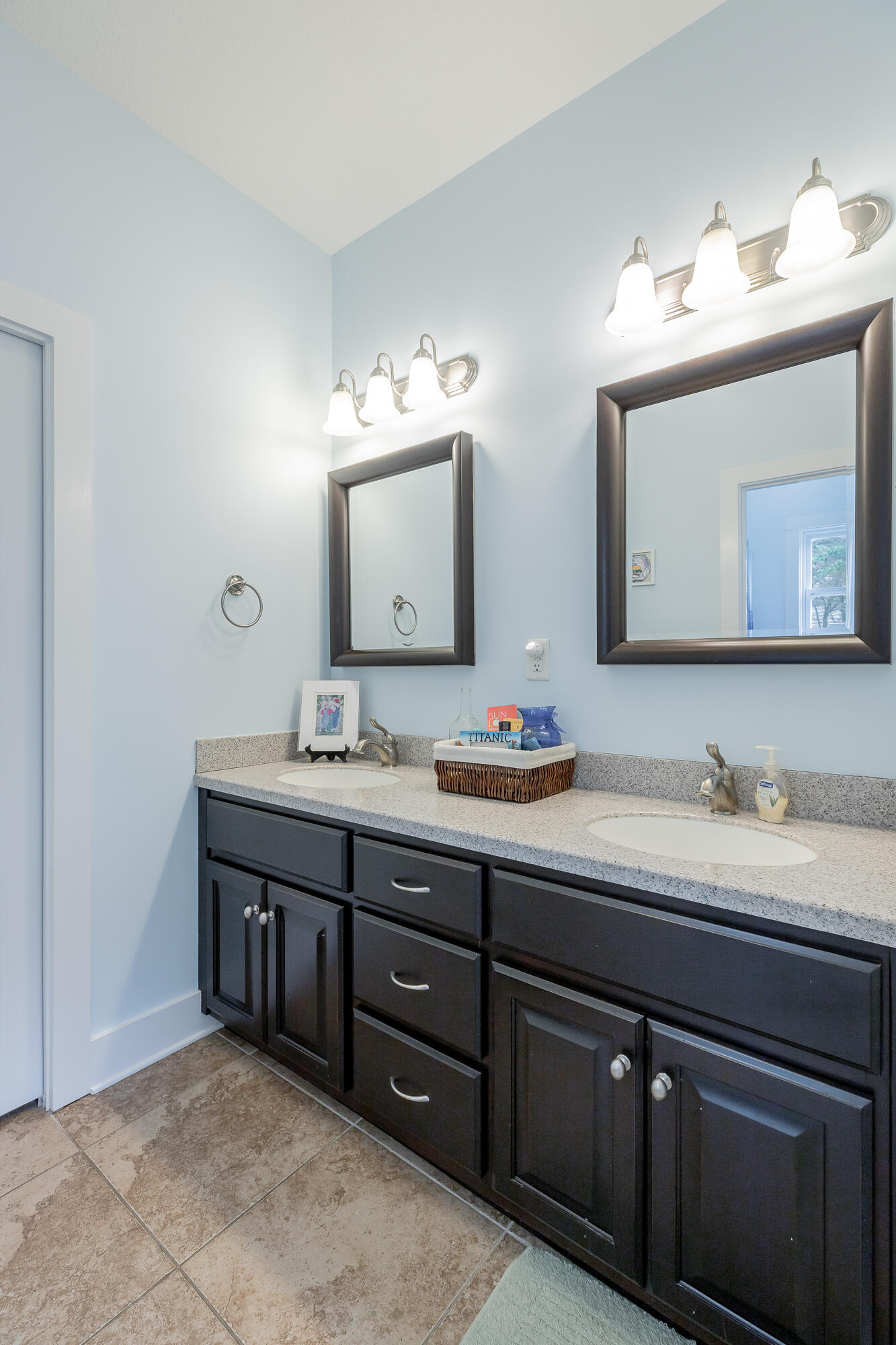 1822 Cherokee Valley Road Ringgold, GA 30736 - Photo 46 of 89 Bathroom
