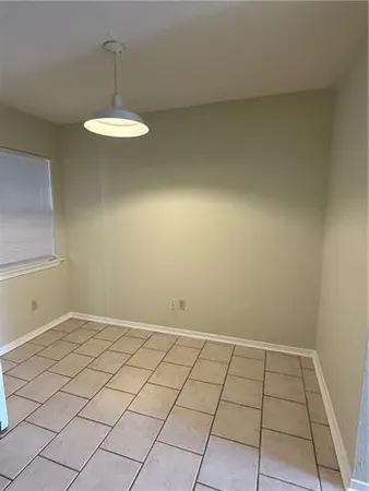 $950 | 2300 Pasadena Avenue, Unit 309, Metairie, LA 70001