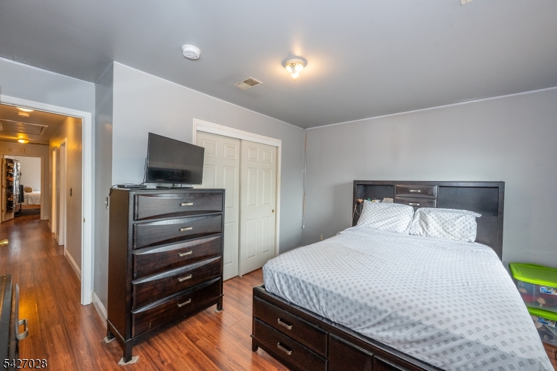 447 South 9th Street Newark, NJ 07103 - Photo 5 of 14