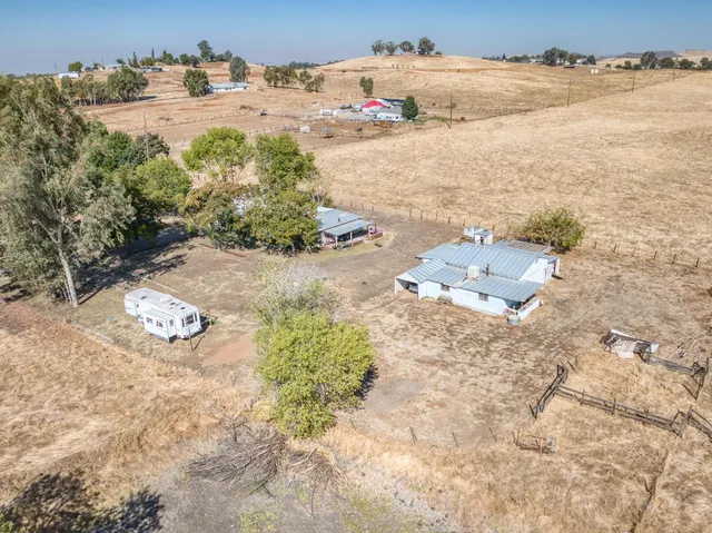 $520,000 | 6510 East Copper Avenue, Clovis, CA 93619