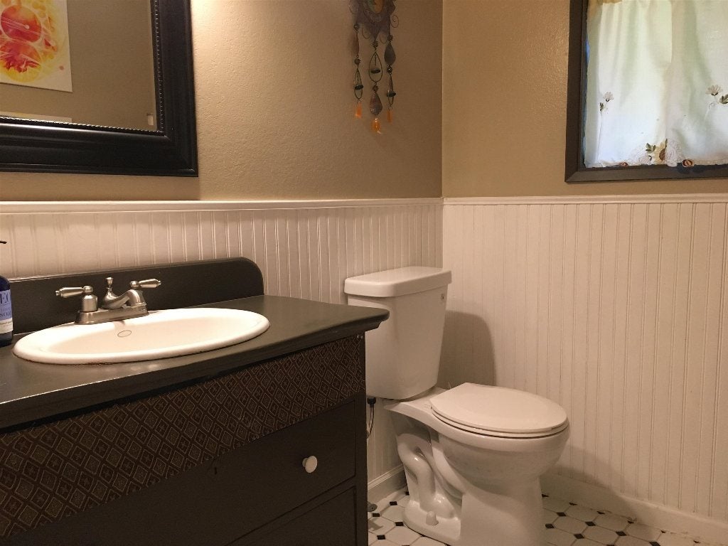 1015 Davis Place Road Mount Shasta, CA 96067 - Photo 14 of 24 Gallery Image 14